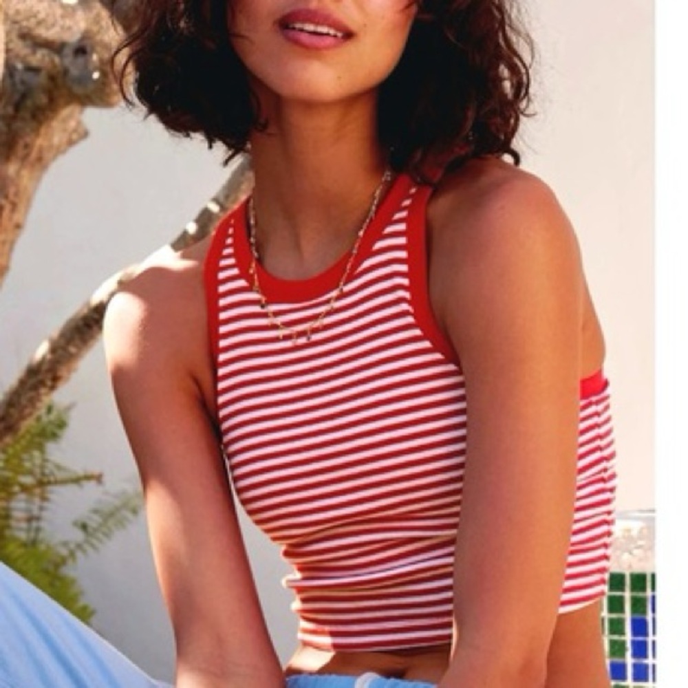 Offline by Aerie size small Red and White Striped Crop Top with integrated bra